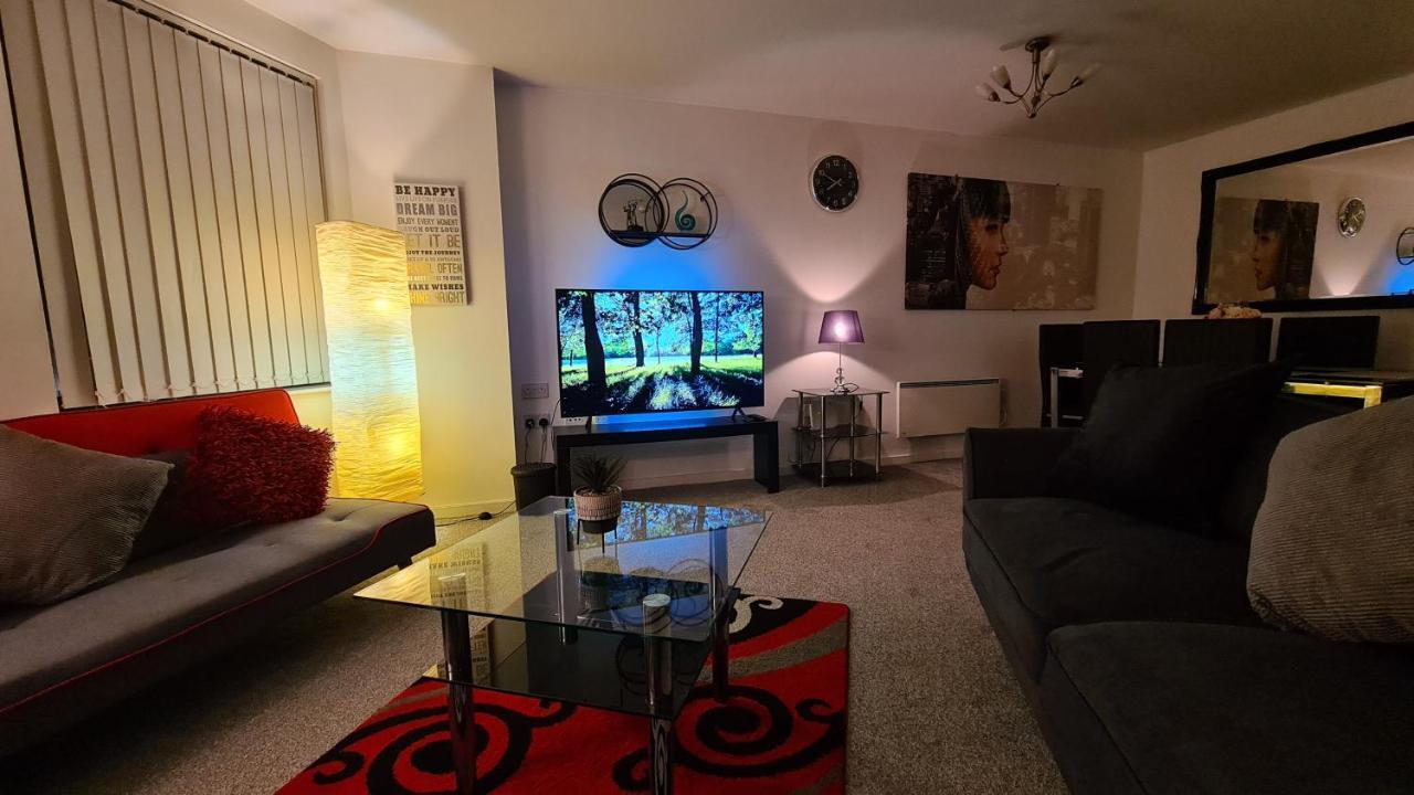 Luxury 2 Bed Apt With Free Wi-Fi & Parking مانشستر المظهر الخارجي الصورة