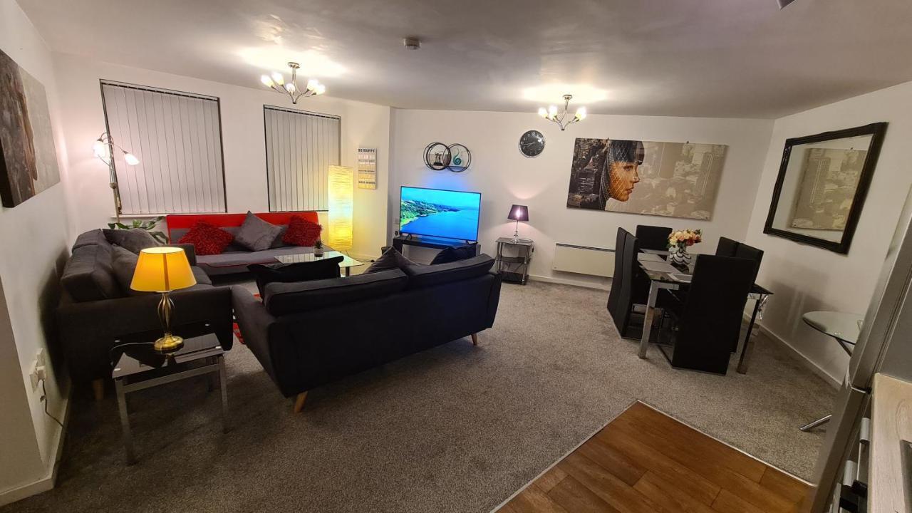 Luxury 2 Bed Apt With Free Wi-Fi & Parking مانشستر المظهر الخارجي الصورة