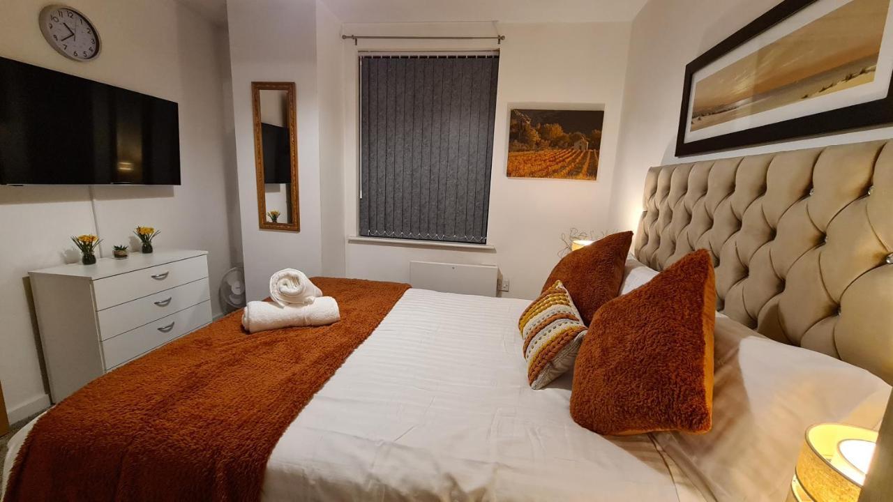 Luxury 2 Bed Apt With Free Wi-Fi & Parking مانشستر المظهر الخارجي الصورة