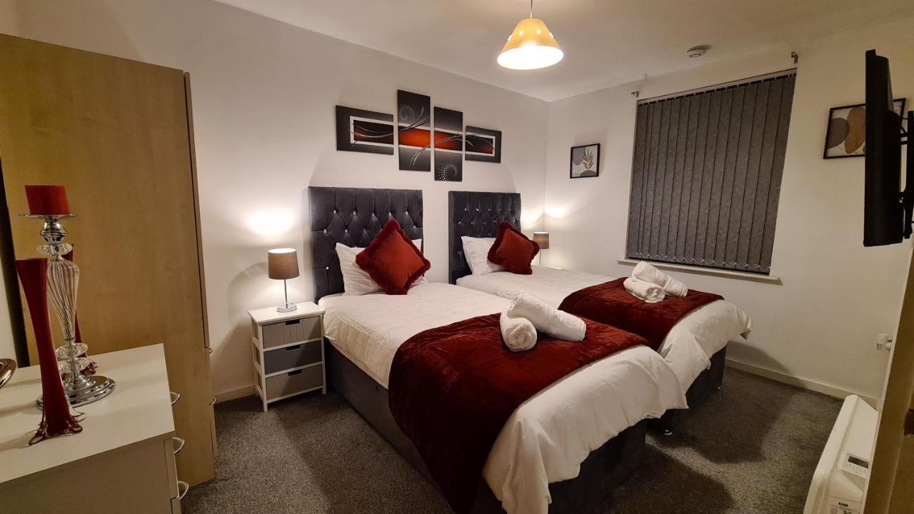 Luxury 2 Bed Apt With Free Wi-Fi & Parking مانشستر المظهر الخارجي الصورة