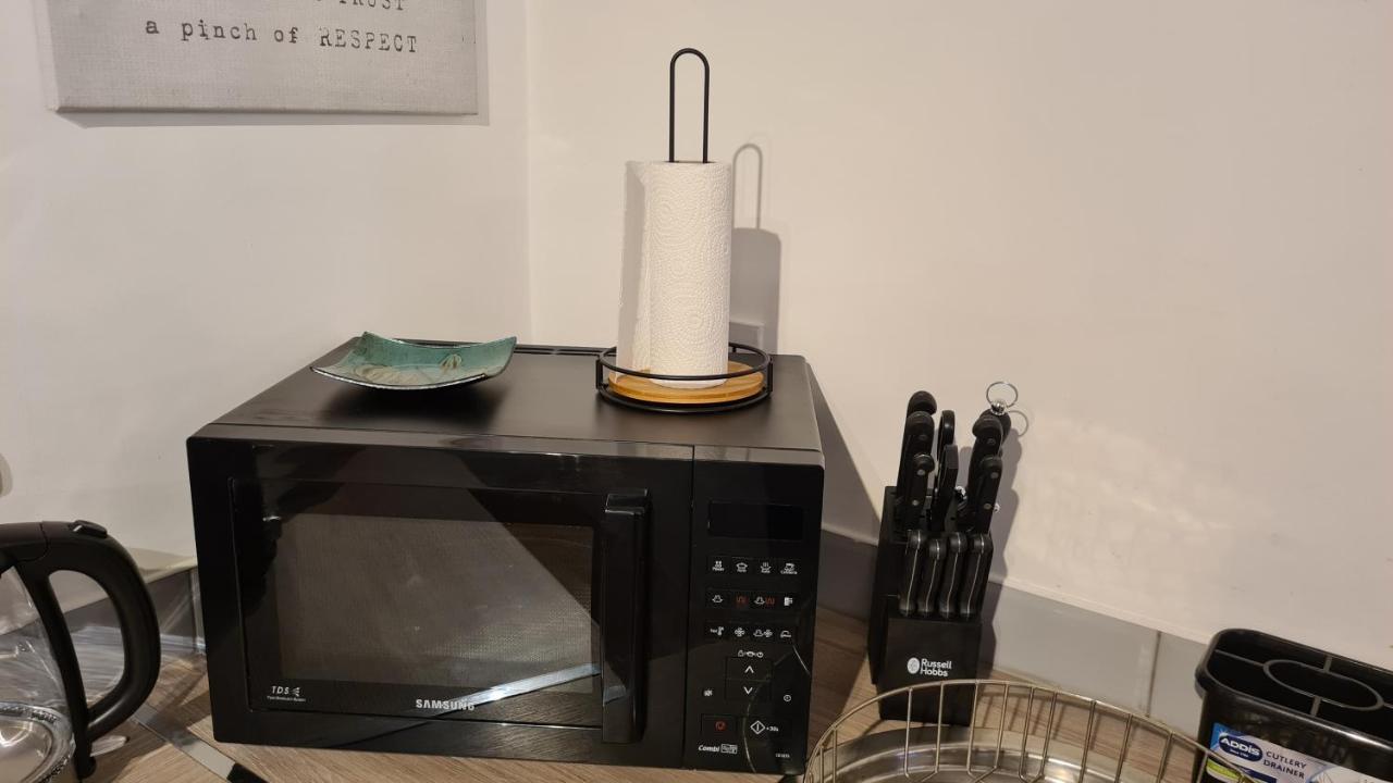 Luxury 2 Bed Apt With Free Wi-Fi & Parking مانشستر المظهر الخارجي الصورة